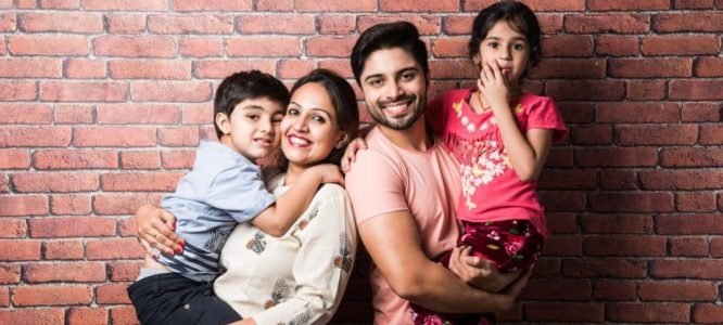 parenting-in-india-family-1024x683